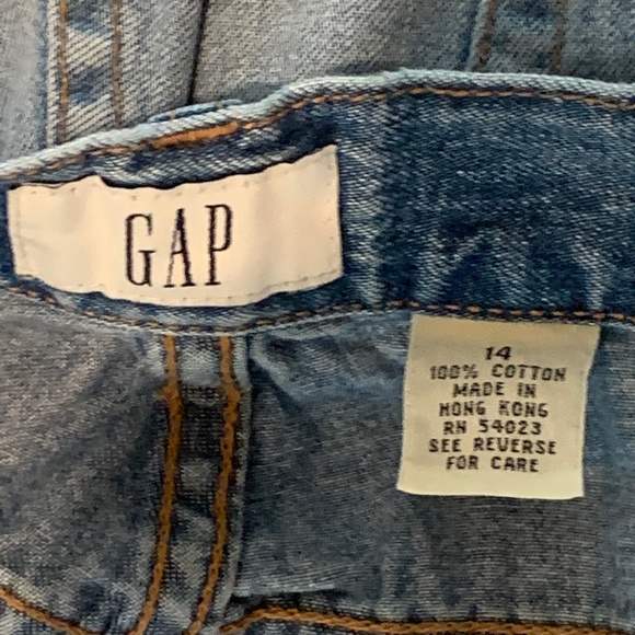GAP Vintange Jean Shorts Size 14 - Picture 3 of 5